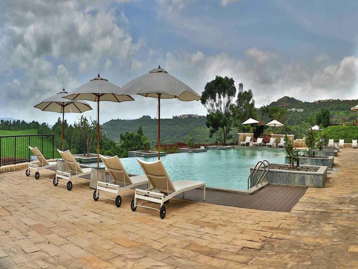 Oxford Golf Resort Pirangut Екстер'єр фото