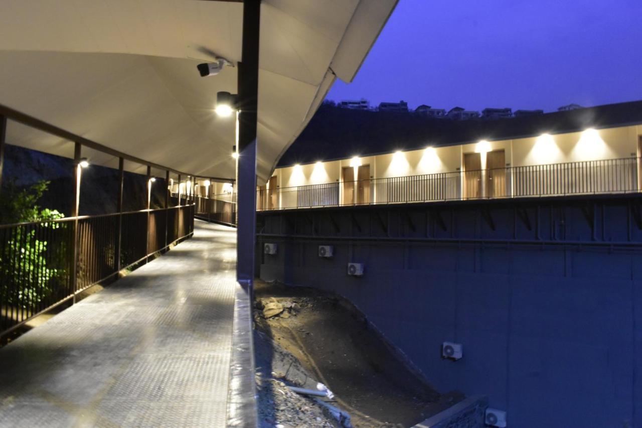 Oxford Golf Resort Pirangut Екстер'єр фото