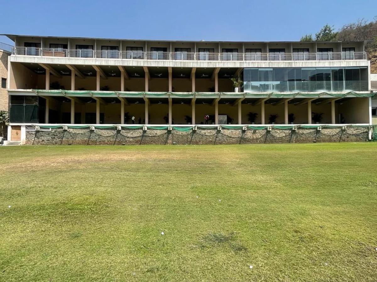 Oxford Golf Resort Pirangut Екстер'єр фото