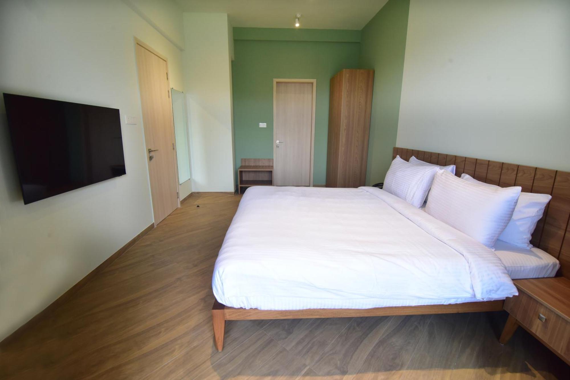 Oxford Golf Resort Pirangut Екстер'єр фото