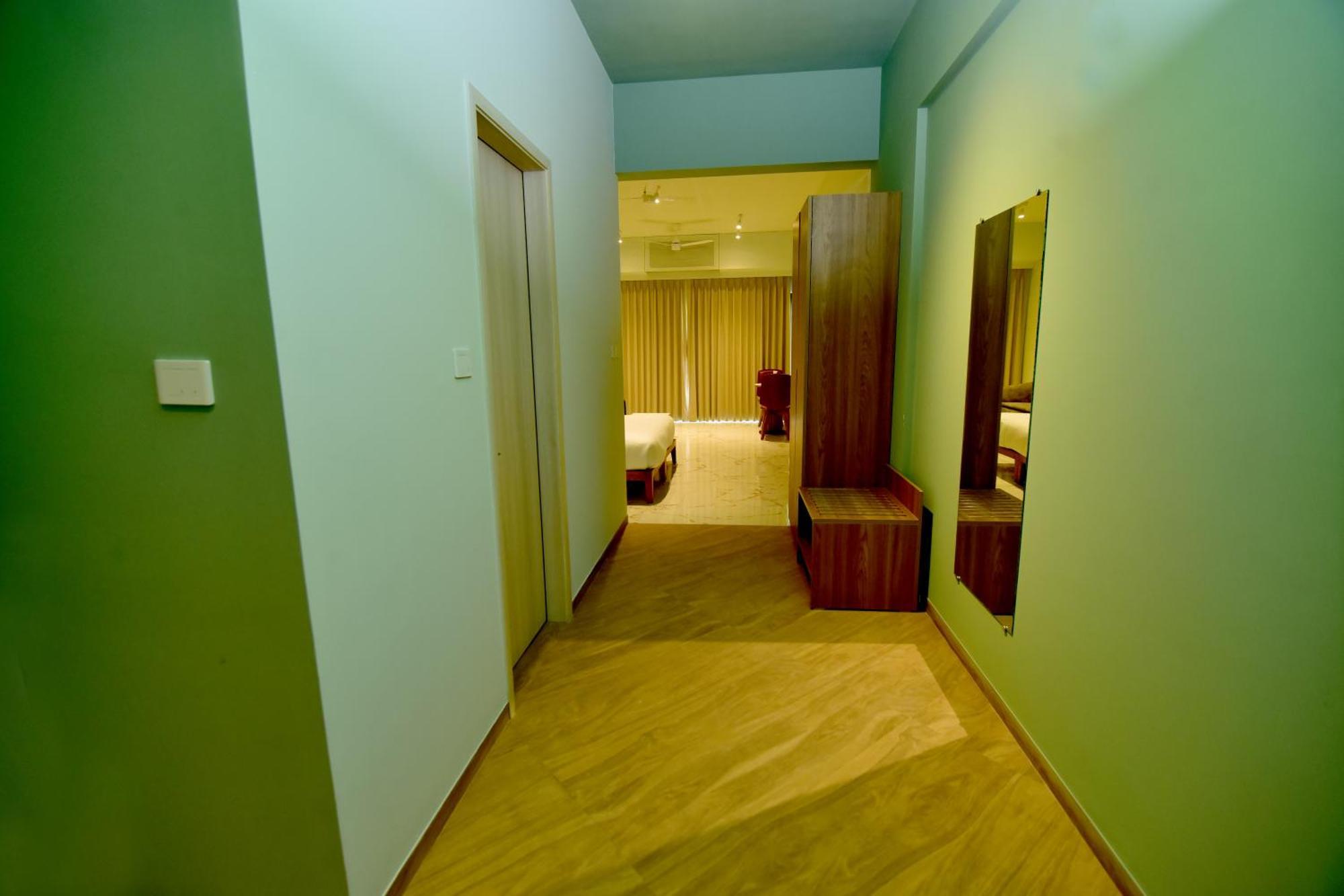 Oxford Golf Resort Pirangut Екстер'єр фото